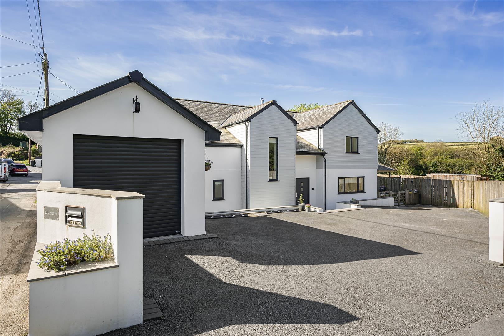 Terras Road, St. Stephen, St. Austell photo - 1